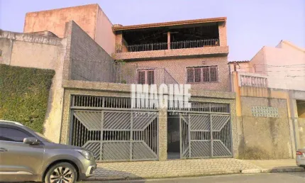 Sobrado na Vila Formosa com 3 Suítes, 2 Vagas, 151m²
