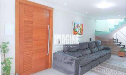Sobrado na Penha com 3 Dorms sendo 1 Suíte, 4 Vagas, 247m²