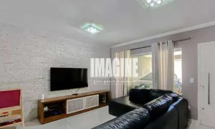 Sobrado na Mooca com 3 Dorms sendo 2 Suítes, 4 Vagas, 230m²