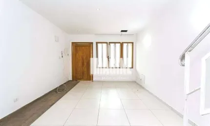 Sobrado no Tatuapé com 3 Dorms sendo 2 Suítes, 1 Vaga, 147m²