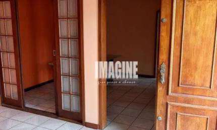 Sobrado no Cangaiba com 3 Dormitórios sendo 1 Suíte, 4 Vagas, 200 m²