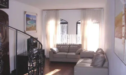 Sobrado no Tatuapé com 2 Dormitórios sendo 1 Suíte, 4 Vagas, 320m²