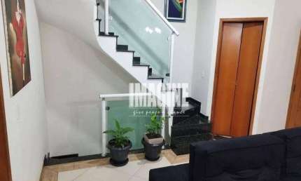 Sobrado na Vila Matilde com 3 Dormitórios sendo 3 Suítes, 2 Vagas, 125 m²