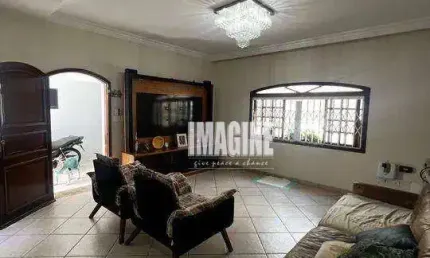 Sobrado na Mooca com 4 Dormitórios sendo 1 Suíte, Espaço Gourmet, 4 Vagas, 235 m²