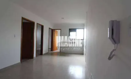 Apartamento na penha com 2 dormitórios, 1 banheiro, sacada, 40 m²