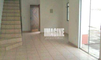 Sobrado na Vila Matilde com 3 Dormitórios sendo 1 Suíte, 2 Vagas, 80m²