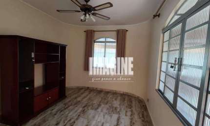 Sobrado na Vila Matilde com 3 Dormitórios sendo 1 Suíte, 214 m²