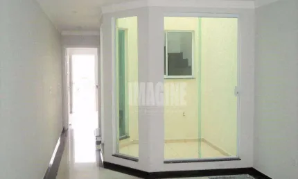 Sobrado na Vila Matilde com 3 Dormitórios sendo 3 Suítes, 3 Vagas, 210m²