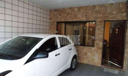 Sobrado na Água Rasa com 3 Dorms sendo 1 Suíte, 2 Vagas, 250m²