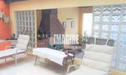 Sobrado na mooca com 3 dorms sendo 1 suíte, 3 vagas, 286m²