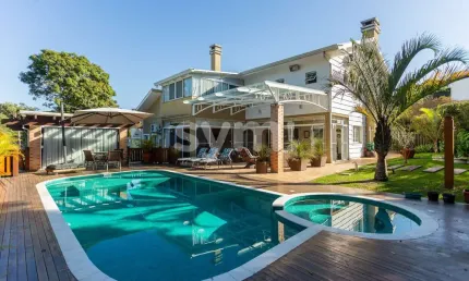 Casa em condomínio fechado com 5 quartos à venda na Rua Carlos Gelenski, 71, São João, Curitiba por R$ 5.490.000