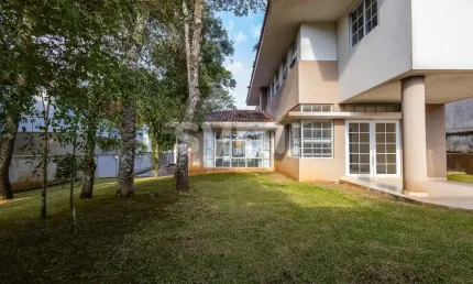 Casa em condomínio fechado com 4 quartos à venda na Rua Theodoro Makiolka, 1060, Santa Cândida, Curitiba por R$ 2.100.000