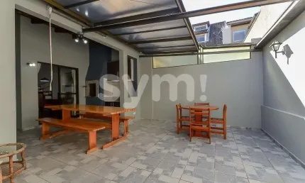 Casa em condomínio fechado com 4 quartos à venda na Rua Tenente-Brigadeiro Francisco de Assis Corrêa de Mello, 910, Jardim das Américas, Curitiba por R$ 849.000