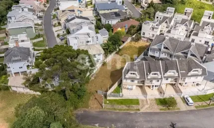 Terreno à venda na Rua Irmã Anatólia, 617, Abranches, Curitiba por R$ 650.000
