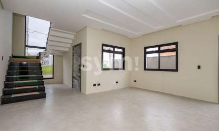 Casa em condomínio fechado com 3 quartos à venda na Rua Irma Schreiner Maran, 503, Santa Cândida, Curitiba por R$ 769.000