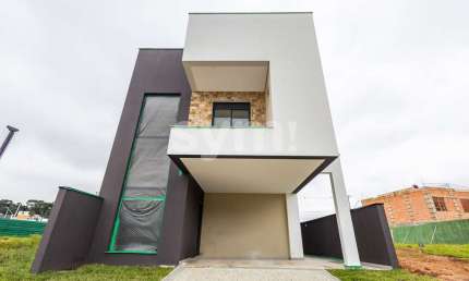Casa em condomínio fechado com 3 quartos à venda na Rua Irma Schreiner Maran, 503, Santa Cândida, Curitiba por R$ 869.000