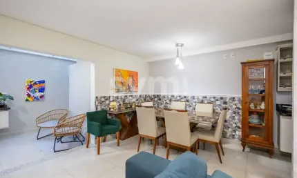 Casa em condomínio fechado com 3 quartos à venda na Rua Governador Jorge Lacerda, 244, Guabirotuba, Curitiba por R$ 699.000