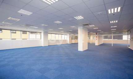 Sala comercial para alugar na Avenida João Gualberto, 1000, Alto da Glória, Curitiba por R$ 34.866