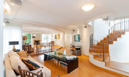 Casa em condomínio fechado com 4 quartos à venda na Rua Padre José Kentenich, 900, Campo Comprido, Curitiba por R$ 2.930.000