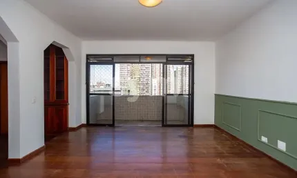 Apartamento com 4 quartos para alugar na Avenida Presidente Getúlio Vargas, 2780, Água Verde, Curitiba por R$ 5.890