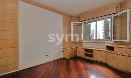 Apartamento com 3 quartos para alugar na Avenida República Argentina, 357, Água Verde, Curitiba por R$ 3.490