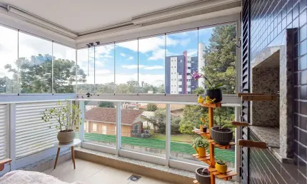 Apartamento com 2 quartos à venda na Rua Nicarágua, 1995, Bacacheri, Curitiba por R$ 640.000