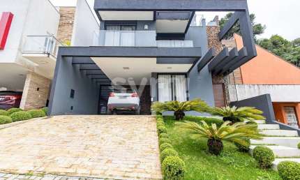 Casa em condomínio fechado com 4 quartos à venda na Rua Fernando de Noronha, 3450, Santa Cândida, Curitiba por R$ 2.490.000