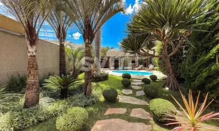Casa com 4 quartos à venda na Rua Uniflor, 180, Centro, Pinhais por R$ 1.750.000