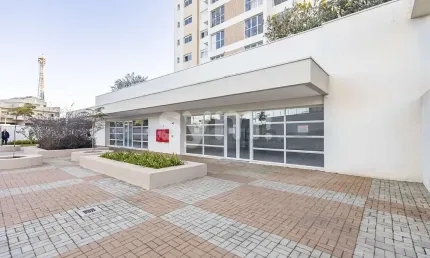 Ponto comercial para alugar na Rua Monsenhor Ivo Zanlorenzi, 4400, Ecoville, Curitiba por R$ 6.895