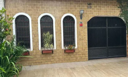 Casa com 2 dormitórios, 102 m² - venda por R$ 470.000,00 ou aluguel por R$ 2.800,02/mês - Jardim Imperador - Praia Grande/SP