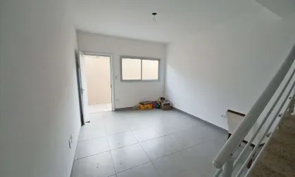Casa em condomínio fechado com 2 quartos à venda na Avenida João Mendes Júnior, 35, Jardim Alice, Praia Grande