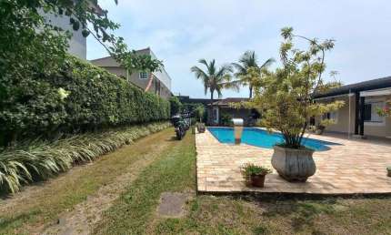 Casa com 3 quartos à venda na Rua das Dálias, 508, Balneário Flórida, Praia Grande
