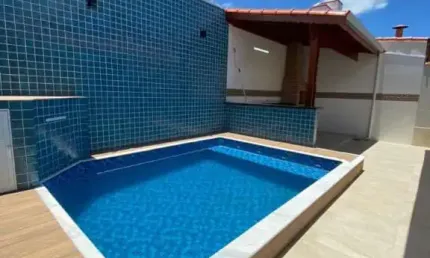 Casa individual com 3 quartos no Imperador -  Praia grande/SP por R$ 1.050.000,00