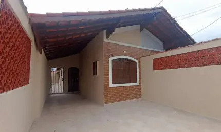 Casa com 2 quartos à venda na Avenida Alcides Cândido dos Santos, 545, Balneário Pires, Praia Grande