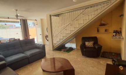 Casa com 4 quartos à venda na Rua Osmar Antonioli, 557, Vila Mirim, Praia Grande