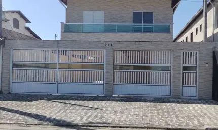 Casa com 2 dormitórios à venda, 46 m² por R$ 280.000,00 - Maracanã - Praia Grande/SP