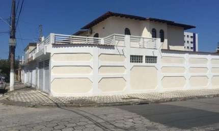 Sobrado à venda, 86 m² por R$ 700.000,00 - Vila Guilhermina - Praia Grande/SP