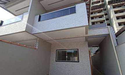 Sobrado à venda, 129 m² por R$ 800.000,00 - Vila Assunção - Praia Grande/SP