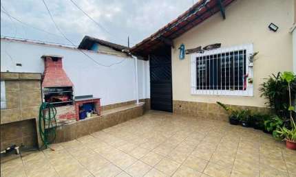 Casa com 3 dormitórios à venda, 175 m² por R$ 550.000,00 - Vila Guilhermina - Praia Grande/SP