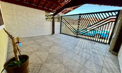 Casa com 2 quartos à venda na Rua Visconde de Cairu, 302, Vilamar, Praia Grande