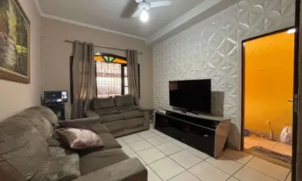 Casa com 2 quartos à venda na Rua Potiguares, 767, Tupi, Praia Grande