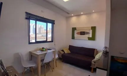 Casa em condomínio Sobreposta no bairro Guilhermina.