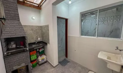 Casa com 2 quartos à venda na Rua Jorge Tavares Quintas, 165, Jardim Glória, Praia Grande