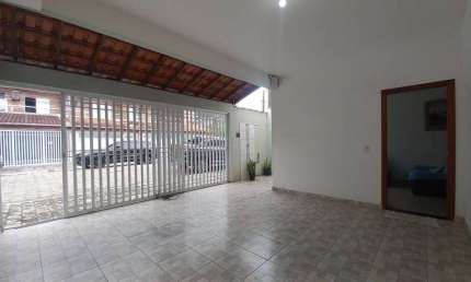 Sobrado com 3 dormitórios à venda, 113 m² por R$ 659.999,00 - Vila Guilhermina - Praia Grande/SP