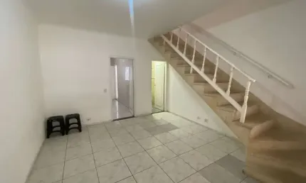 Sobrado com 2 dormitórios à venda, 108 m² por R$ 450.000,00 - Tupi - Praia Grande/SP