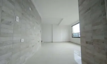 Apartamento à venda no Canto do Forte em Praia Grande - SP.