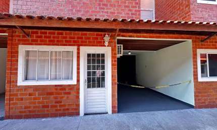 Casa com 3 dormitórios à venda, 80 m² por R$ 320.000,00 - Centro - Mongaguá/SP