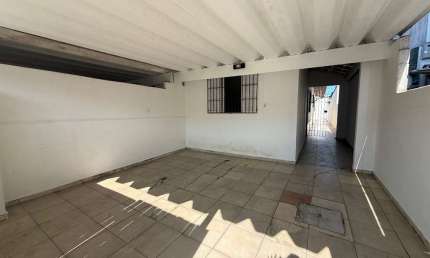 Casa com 2 quartos para alugar na Rua Guimarães Rosa, 1025, Vila Assunção, Praia Grande