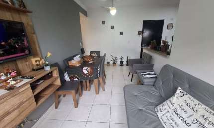 Apartamento com 2 dormitórios à venda no Maracanã em Praia Grande/SP