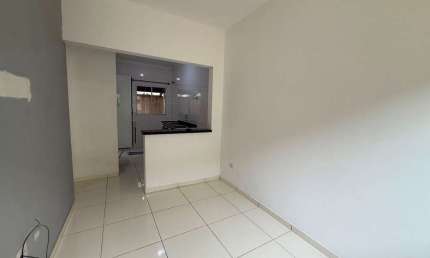 Casa em condomínio fechado com 2 quartos para alugar na Rua Edilson de Oliveira, 178, Jardim Quietude, Praia Grande